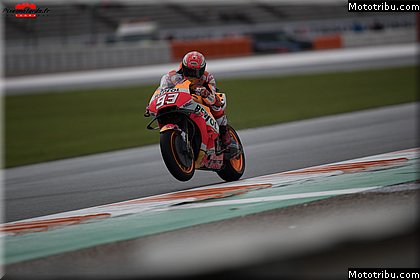 motogp 0135 vendredi essais libres photos hd wallpapers pixelmotards patrick olombel valencia 2018.jpg