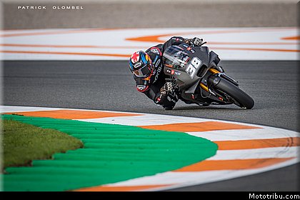 0009_tests_2019_motogp_valencia_2018.jpg