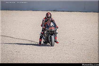 0042_tests_2019_motogp_valencia_2018.jpg