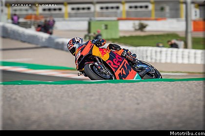 0046_tests_2019_motogp_valencia_2018.jpg