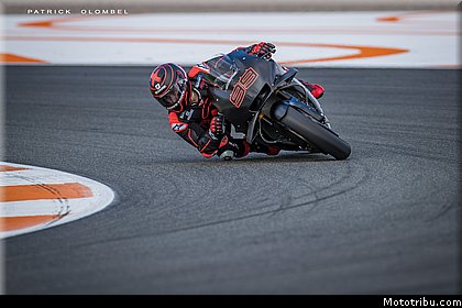 0097_tests_2019_motogp_valencia_2018.jpg