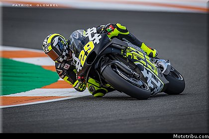 0127_tests_2019_motogp_valencia_2018.jpg