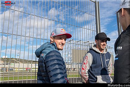 0184_tests_2019_motogp_valencia_2018.jpg