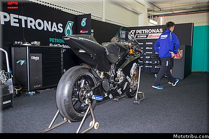 0187_tests_2019_motogp_valencia_2018.jpg