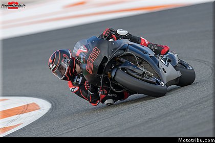0210_tests_2019_motogp_valencia_2018.jpg