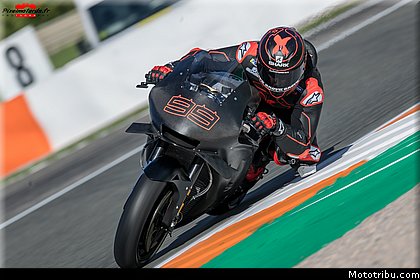 0242_tests_2019_motogp_valencia_2018.jpg
