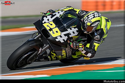 0245_tests_2019_motogp_valencia_2018.jpg