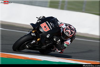 0255_tests_2019_motogp_valencia_2018.jpg