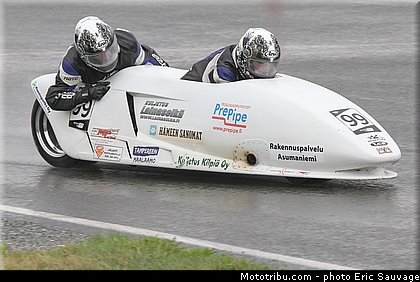 makula_asumaniemi_02_sidecar_2012_allemagne_schleiz.jpg