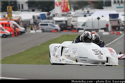 makula_asumaniemi_03_sidecar_2012_allemagne_schleiz.jpg