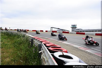 groupe_02_promo500_cup_ledenon2009.JPG