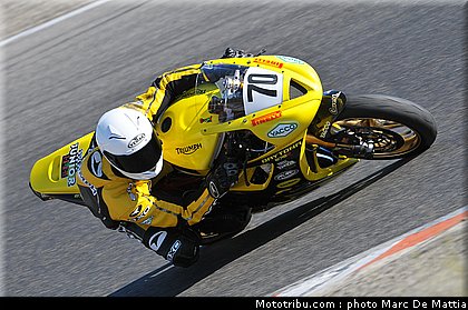 fsbk_pirelli_600_chevrier_1_ledenon_juin_2011.JPG