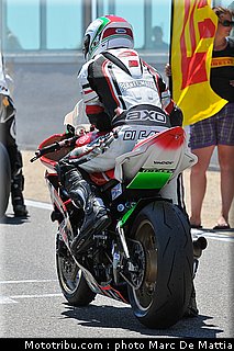 fsbk_pirelli_600_dicarlo_3_ledenon_juin_2011.JPG