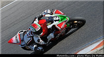 fsbk_pirelli_600_dicarlo_8_ledenon_juin_2011.JPG