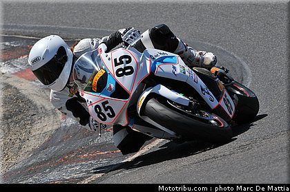 fsbk_pirelli_600_dieu_1_ledenon_juin_2011.JPG