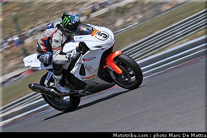 fsbk_pirelli_600_genovese_2_ledenon_juin_2011.JPG