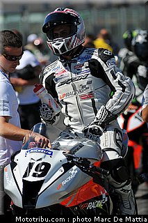 fsbk_sbk_loiseau_1_ledenon_juin_2011.JPG