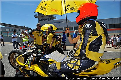 fsbk_supersport_bulle_1_ledenon_juin_2011.JPG