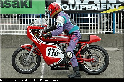 promosport_anciennes_04_le_mans_2011.jpg