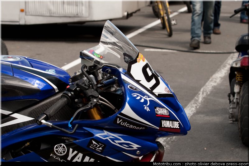 MOTO 