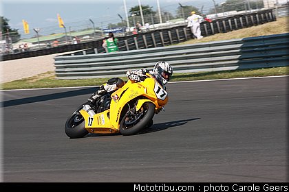 superbike_brunet_lugardon_002_fsbk_2012_le_vigeant.jpg