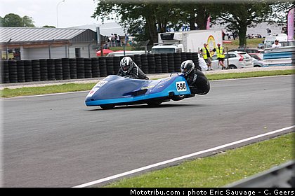 sidecar_olliger_003_fsbk_2012_le_vigeant.jpg