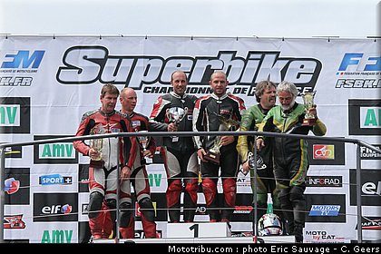 sidecar_podium_manche1_004_fsbk_2012_le_vigeant.jpg