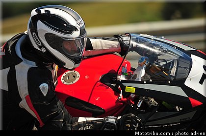 european_bikes_haustete_002_fsbk_2012_ledenon_1.jpg