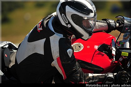 european_bikes_haustete_003_fsbk_2012_ledenon_1.jpg
