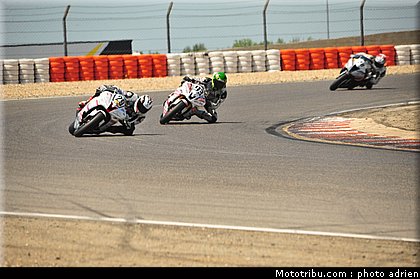 pirelli_600_004_fsbk_2012_ledenon_1.jpg
