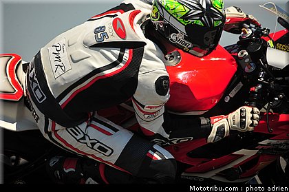 pirelli_600_ayer_002_fsbk_2012_ledenon_1.jpg