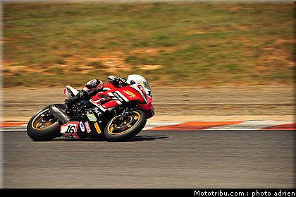 pirelli_600_locussol_003_fsbk_2012_ledenon_1.jpg