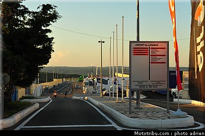 sbk_ambiance_001_fsbk_2012_ledenon_1.jpg