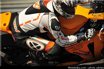 sbk_brunet_lugardon_008_fsbk_2012_ledenon_1.jpg