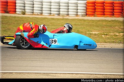 sidecar_marzelle_lavidalie_002_fsbk_2012_ledenon_1.jpg
