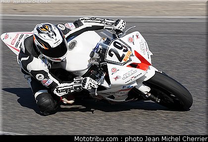 pirelli_600_cayroche_01_fsbk_2012_ledenon_1.jpg