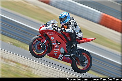 pirelli_600_pons_003_fsbk_2012_ledenon_1.jpg