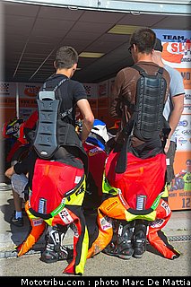 supersport_ambiance_001_fsbk_2012_ledenon_1.jpg