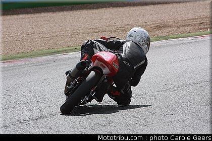 125_043_fsbk_2012_magny_cours.jpg
