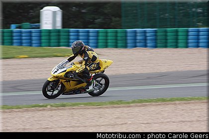125_anne_001_fsbk_2012_magny_cours.jpg