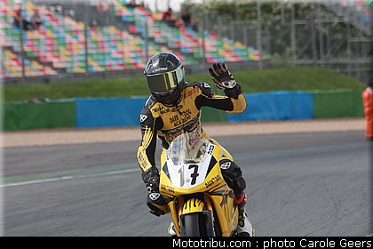 125_anne_008_fsbk_2012_magny_cours.jpg