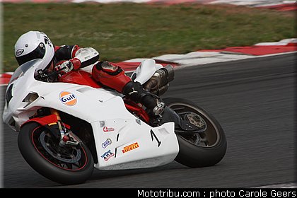 european_bikes_pagani_002_fsbk_2012_magny_cours.jpg