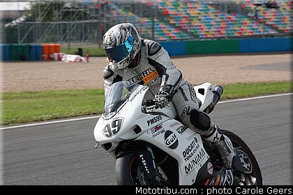 european_bikes_pouvillon_006_fsbk_2012_magny_cours.jpg