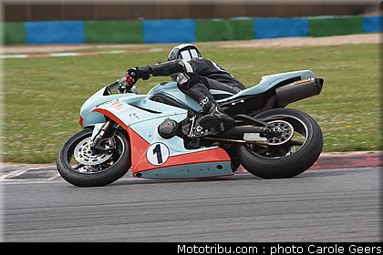 pirelli_600_felga_001_fsbk_2012_magny_cours.jpg