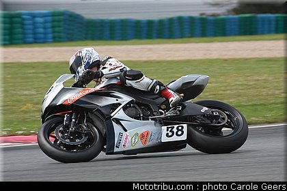 pirelli_600_juilliet_001_fsbk_2012_magny_cours.jpg