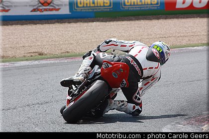 pirelli_600_neumann_001_fsbk_2012_magny_cours.jpg