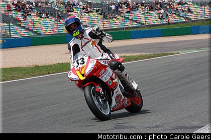pirelli_600_neumann_002_fsbk_2012_magny_cours.jpg