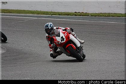 sbk_gines_001_fsbk_2012_magny_cours.jpg