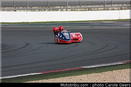 sidecar_guignard_poux_001_fsbk_2012_magny_cours.jpg
