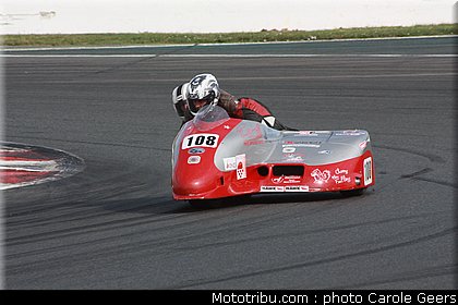 sidecar_leblond_roussel_001_fsbk_2012_magny_cours.jpg